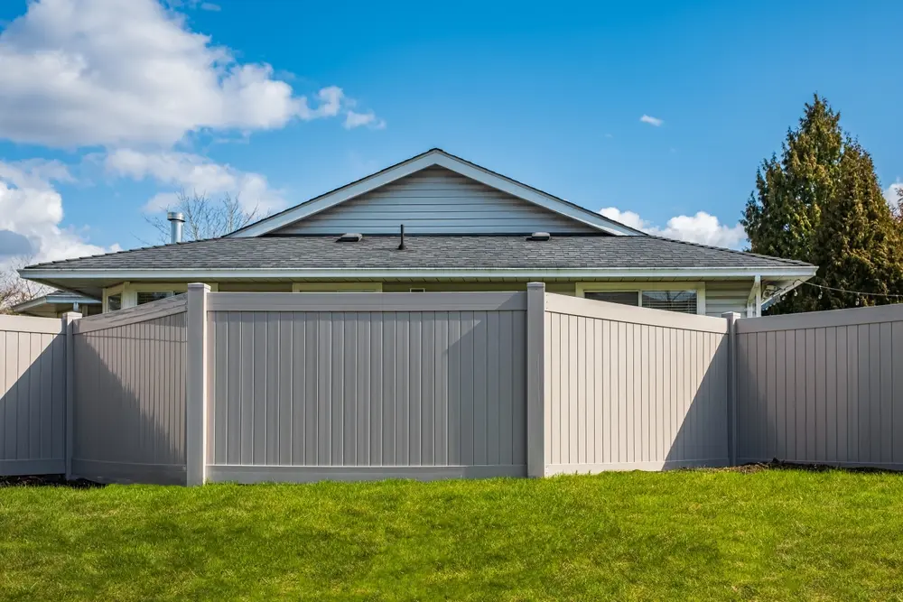 Guide to Estimating the Cost of a Fence Installation