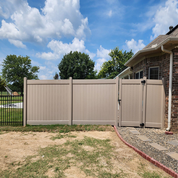 Vinyl Fencing Gallery