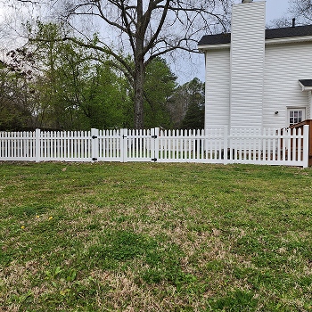 Vinyl Fencing Gallery