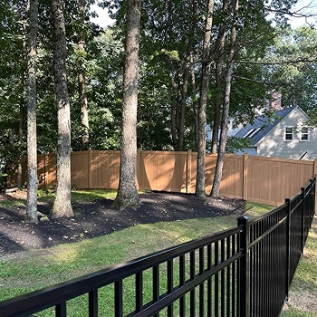 Vinyl Fencing Gallery