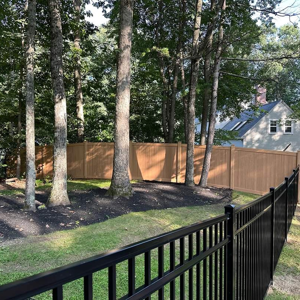 Vinyl Fencing Gallery